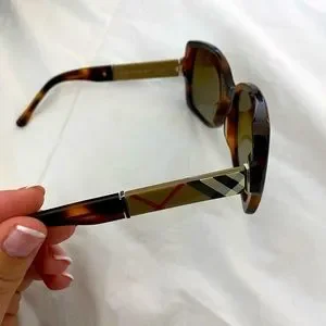 Burberry Sunglasses, Worn twice Burberry | Accessories | Burberry Sunglasses Worn Twice A  main image 2